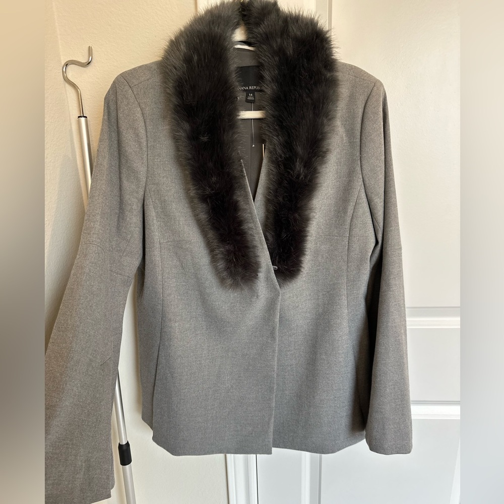 Banana Republic Fur collar blazer
